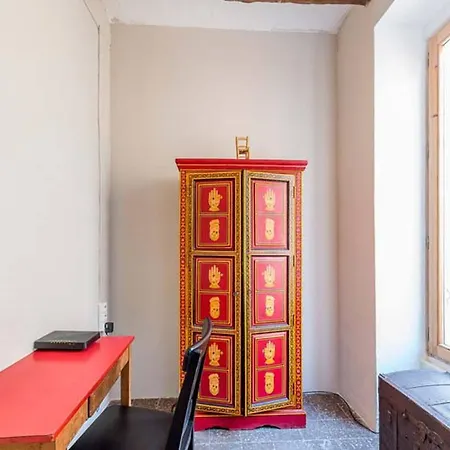 Na Jordana Flat Apartment