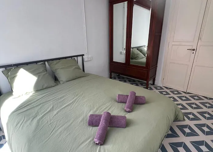 Na Jordana Flat *